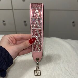 VICTORIA’S SECRET WRISTLET STRAP